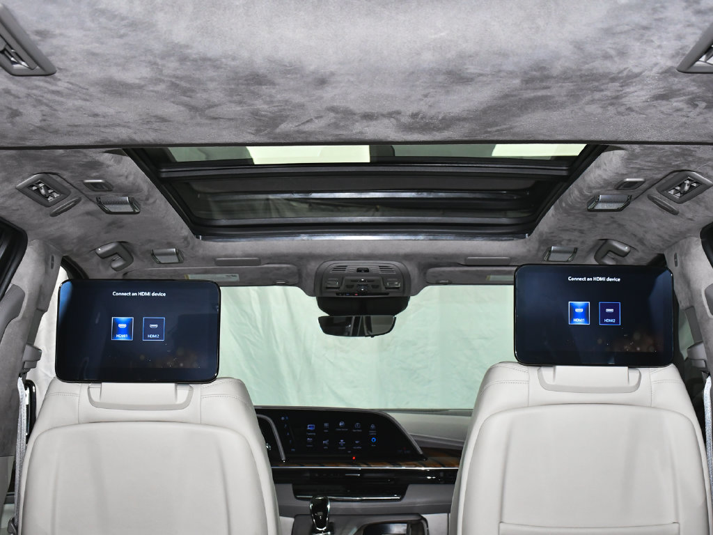 Used 2022 Cadillac Escalade Sport Platinum AWD/4WD image 75