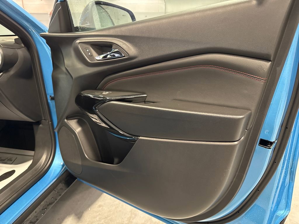New 2026 Chevrolet Trax RS w/ Sunroof Package FWD image 36