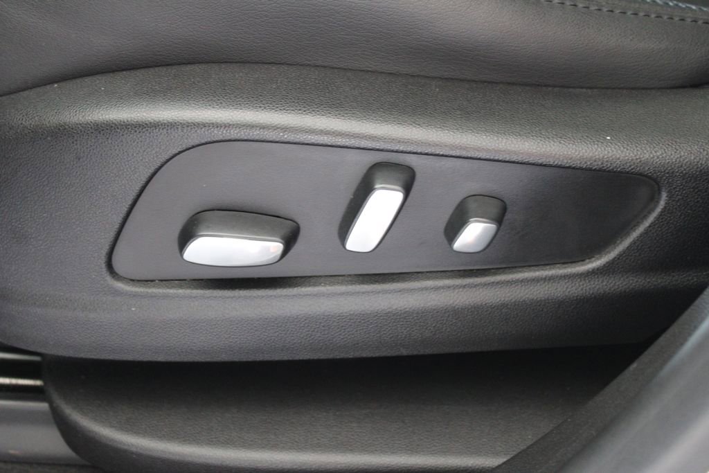 Used 2019 Cadillac XT5 Luxury image 42