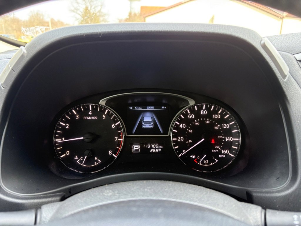 Used 2013 Nissan Pathfinder SL w/ Trailer Tow Pkg AWD/4WD image 15