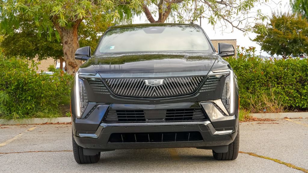New 2026 Cadillac Escalade IQL Sport 1 w/ LPO, ONYX Package image 4