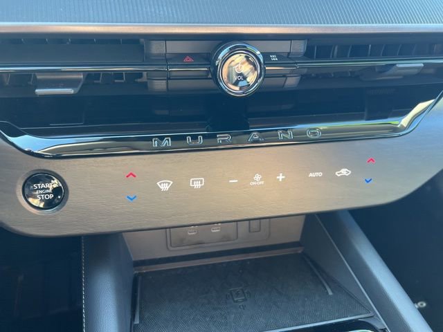 Used 2025 Nissan Murano SV image 16
