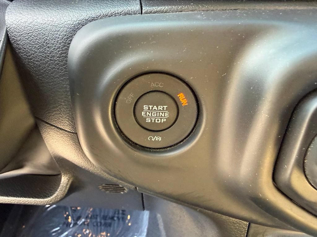Used 2023 Jeep Wrangler Sport AWD/4WD image 21