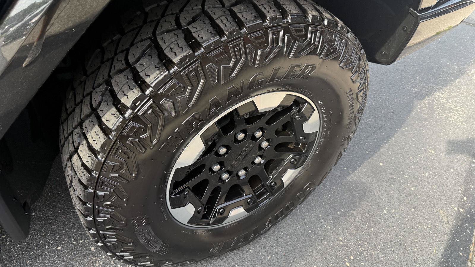 Used 2023 GMC Hummer EV Edition 1 AWD/4WD image 36