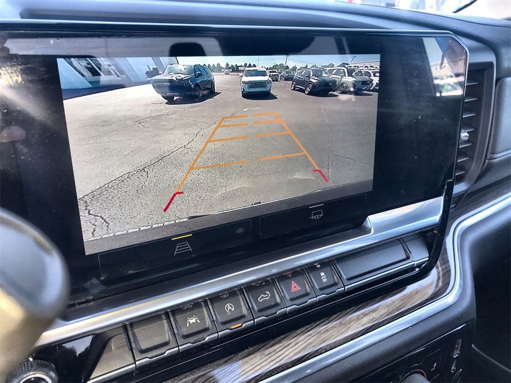 Used 2022 Chevrolet Silverado 1500 LT image 17