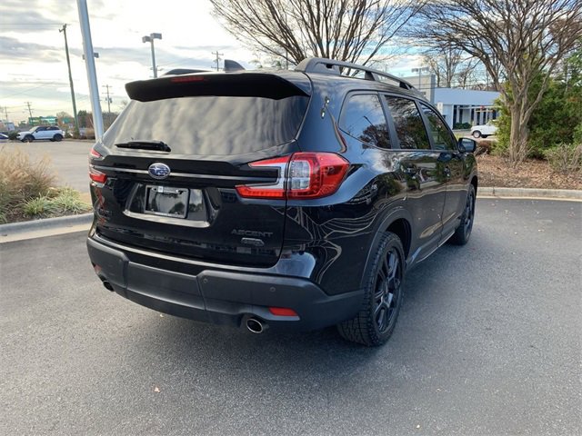 Used 2023 Subaru Ascent Onyx Edition image 8