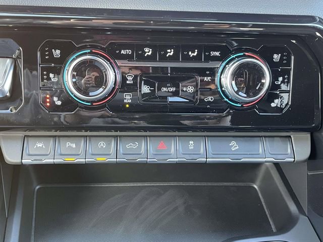 New 2026 GMC Sierra 1500 AT4 w/ AT4 Premium Package image 22