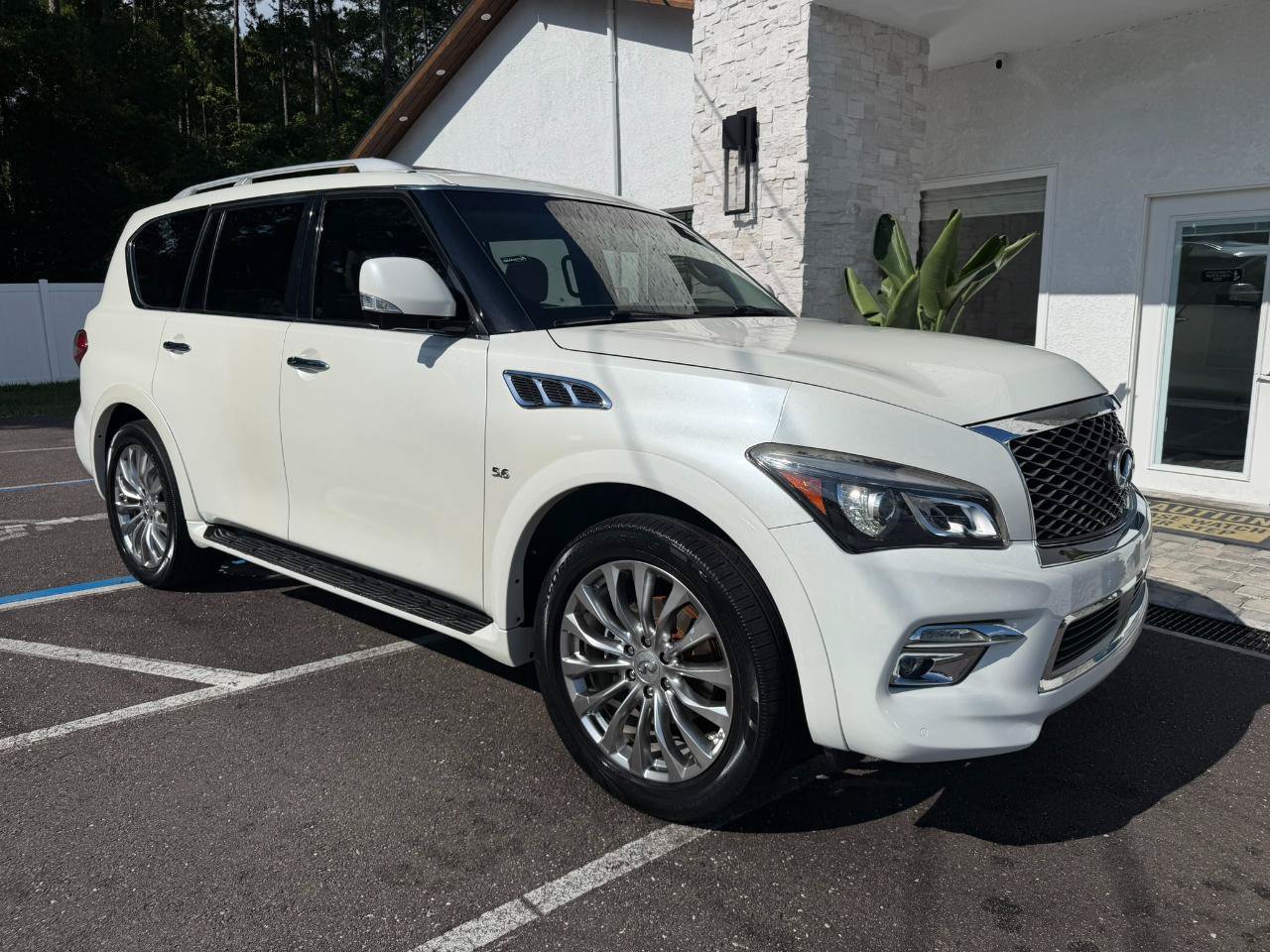 Used 2016 INFINITI QX80 4WD w/ 22" Wheel Package image 20