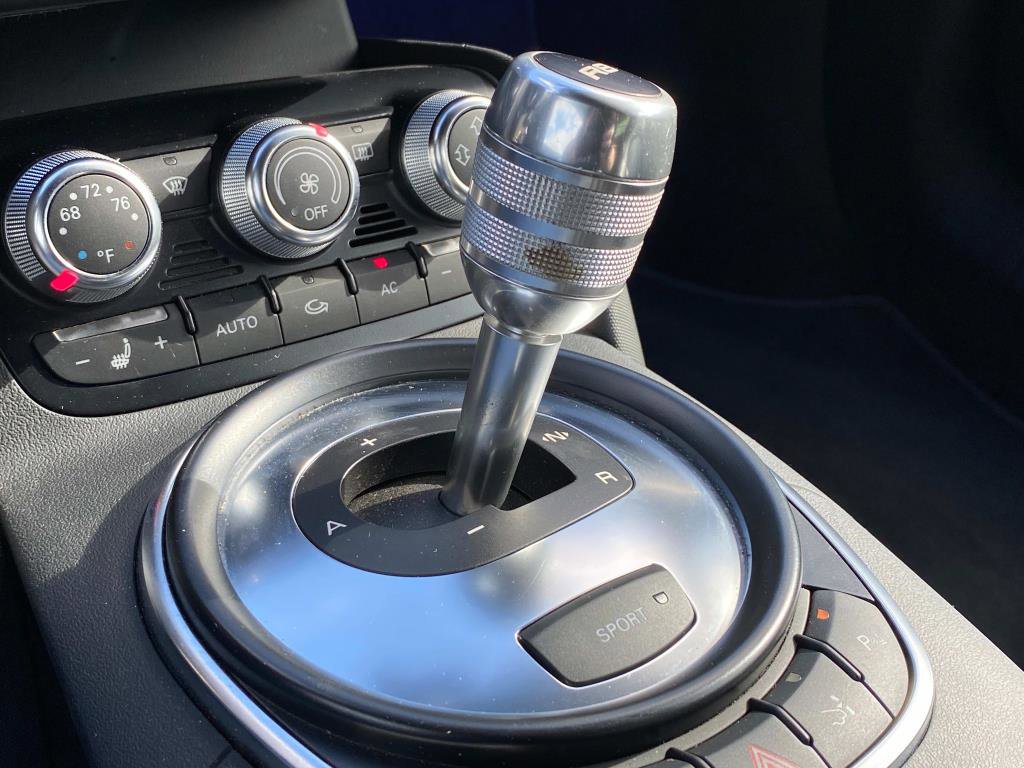 Used 2009 Audi R8 V8 image 26