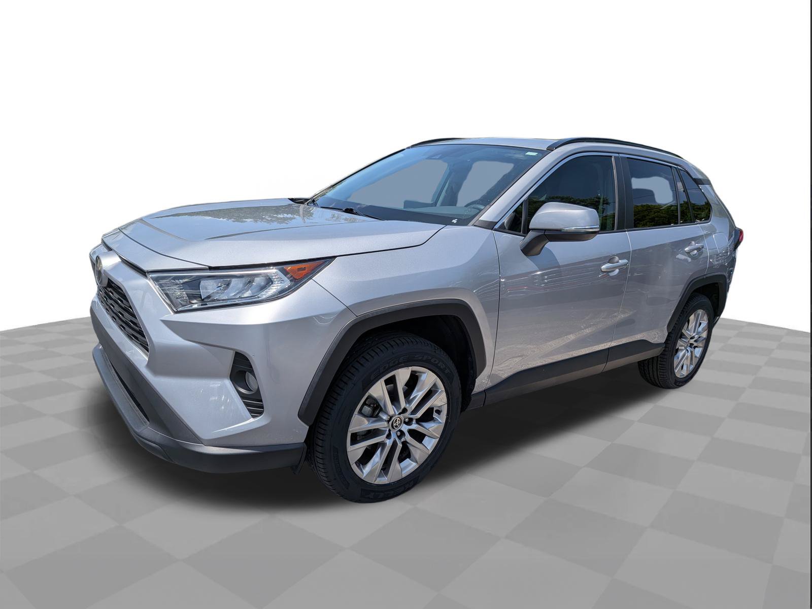 Used 2021 Toyota RAV4 XLE Premium FWD image 8