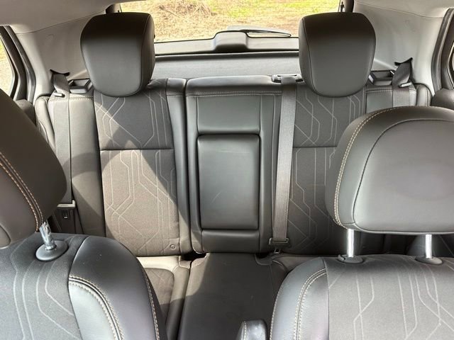 Used 2019 Chevrolet Trax LT w/ LT Convenience Package image 17