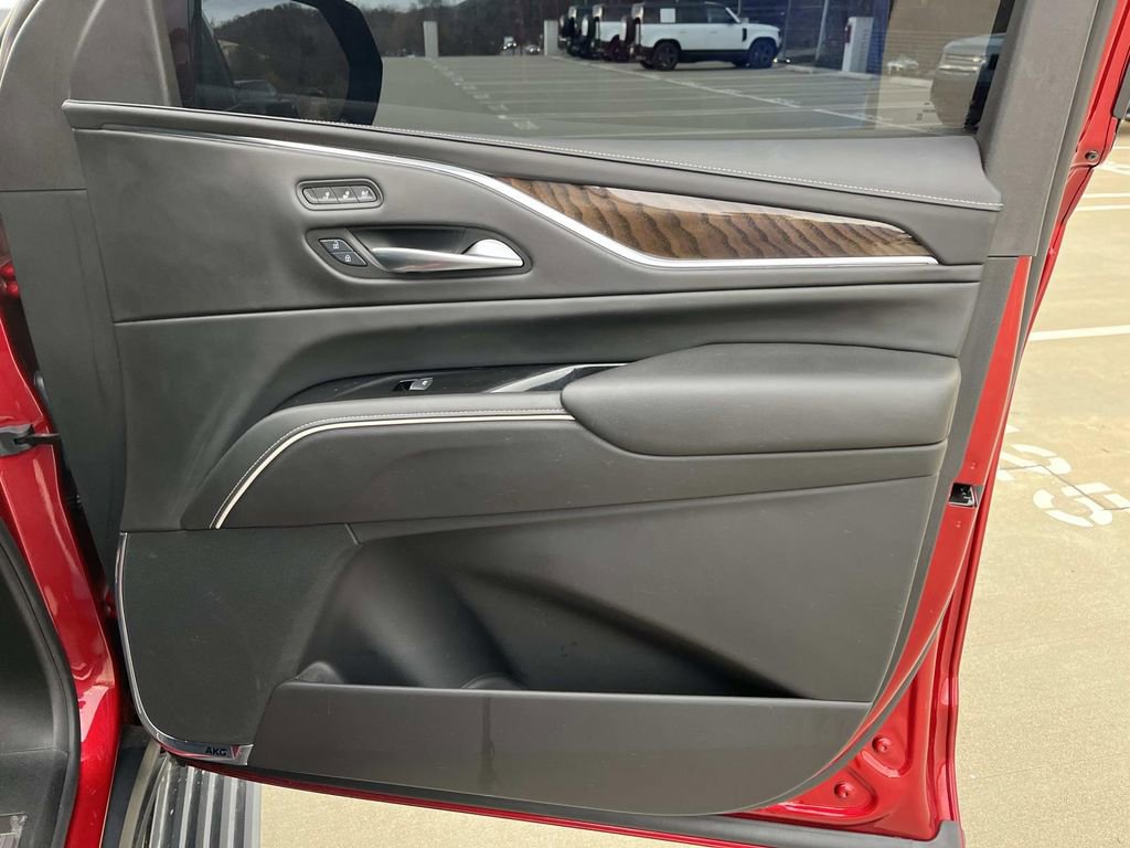 Certified 2024 Cadillac Escalade Sport Platinum w/ Heavy-Duty Trailer Package image 24