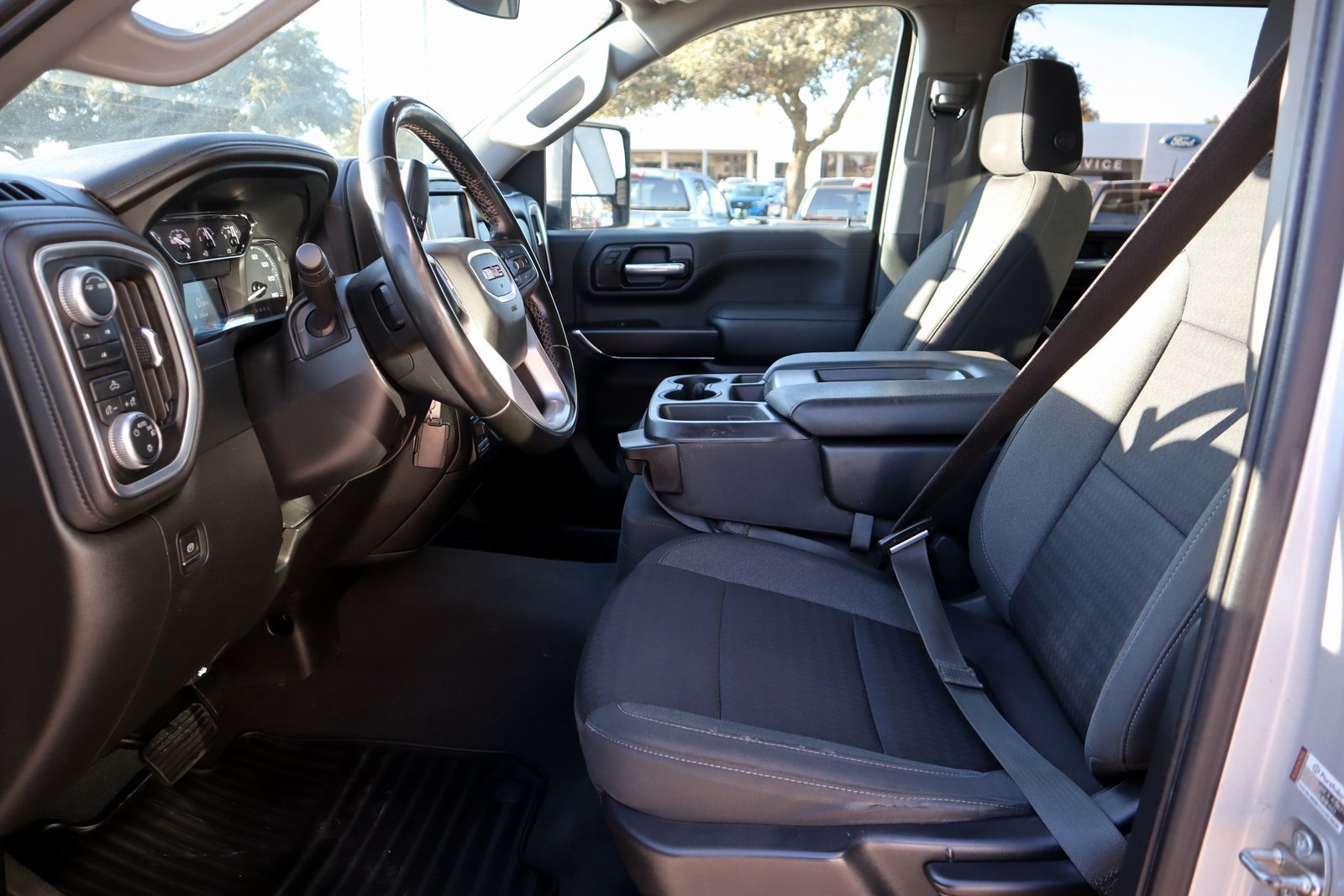 Used 2023 GMC Sierra 2500 SLE image 24