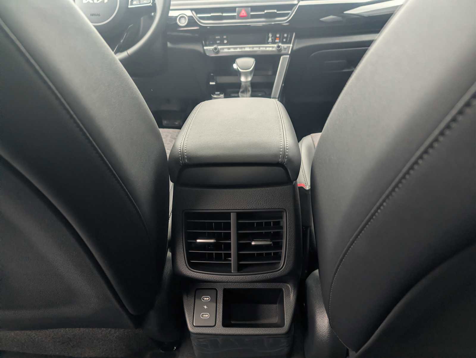 Used 2025 Kia Seltos S image 21