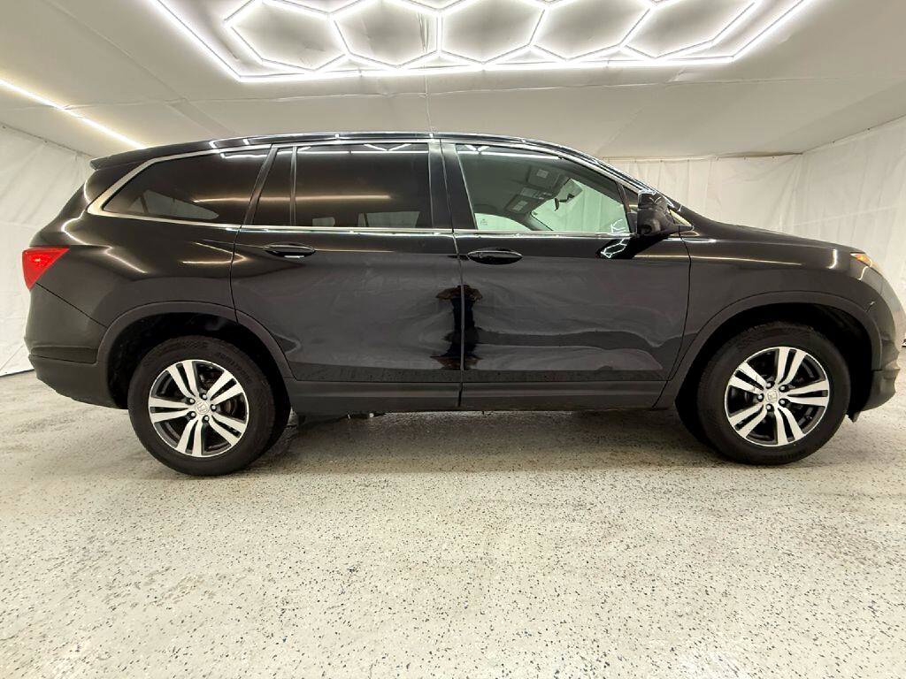 Used 2018 Honda Pilot EX image 2