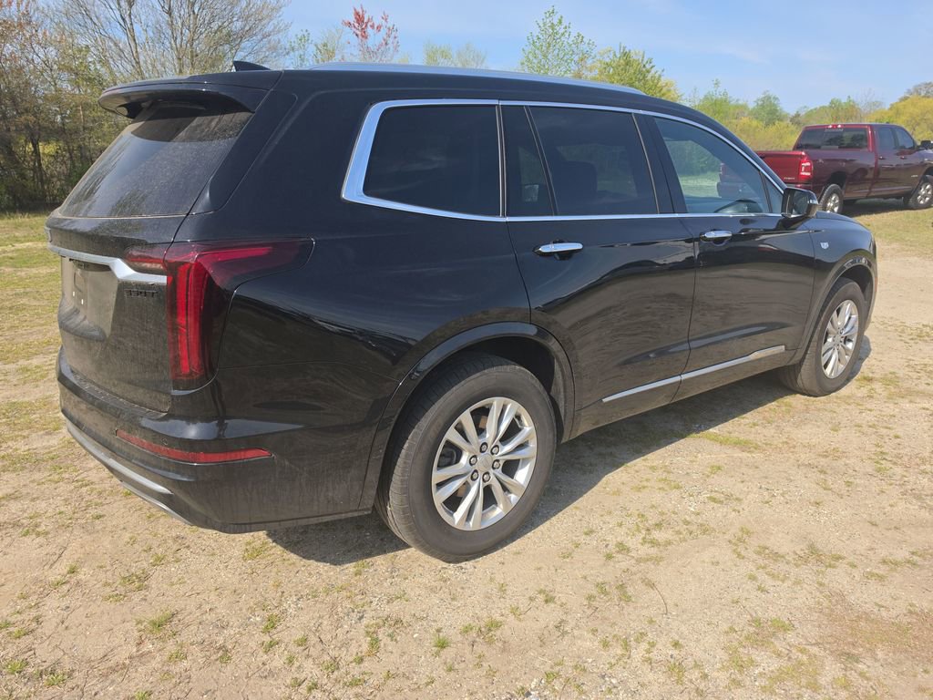 Used 2024 Cadillac XT6 Luxury AWD/4WD image 9