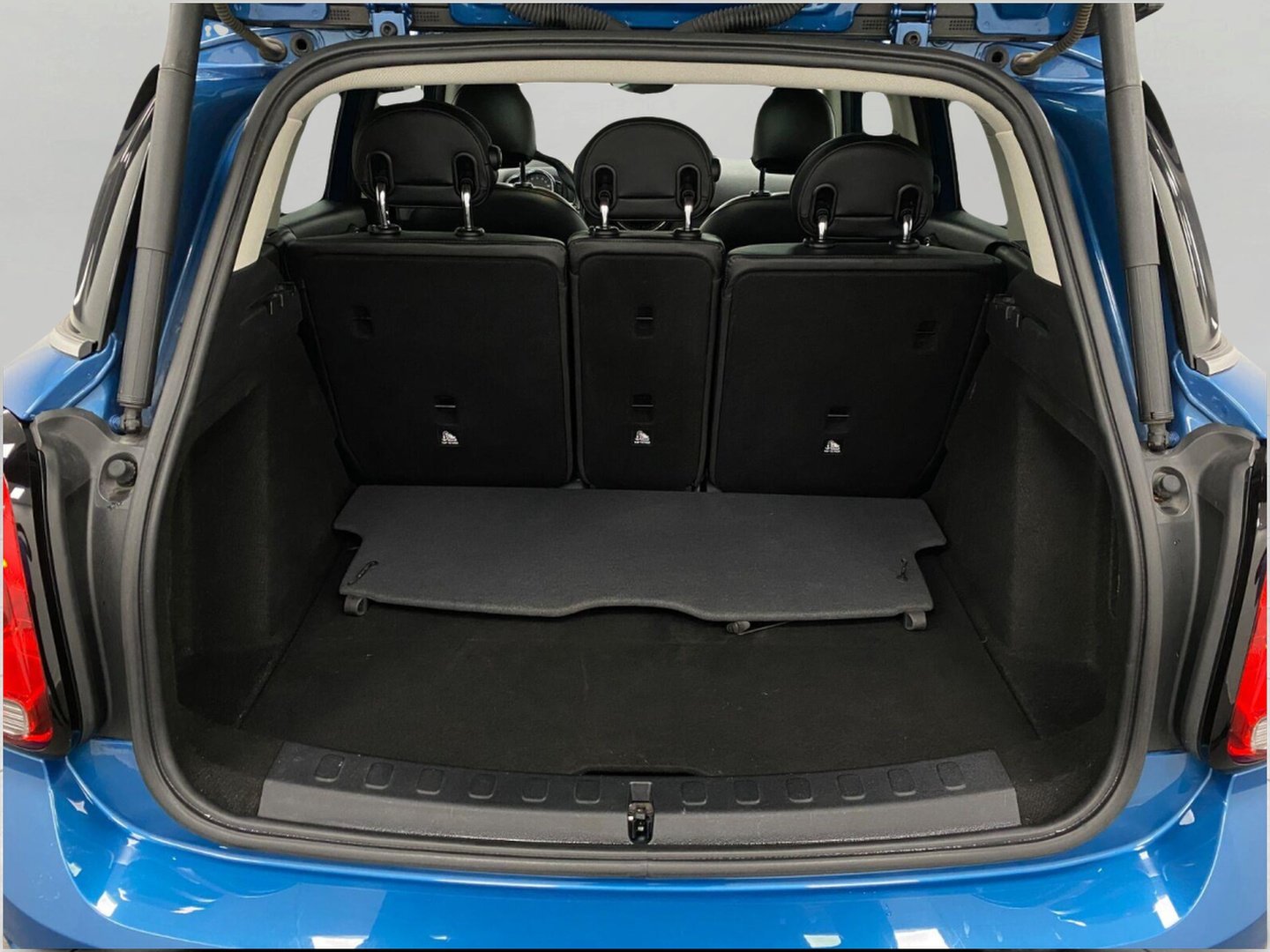 Used 2018 MINI Cooper Countryman ALL4 AWD/4WD image 6