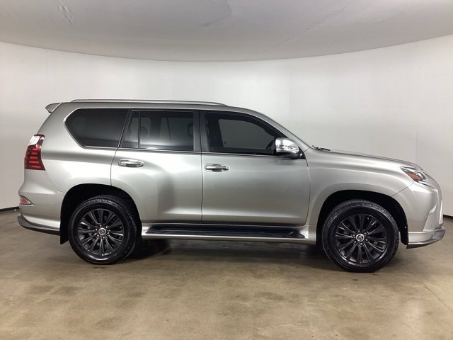 Used 2021 Lexus GX 460 Premium w/ Accessory Package AWD/4WD image 4