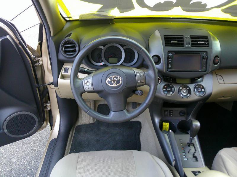 Used 2012 Toyota RAV4 Limited w/ Navigation Value Pkg FWD image 13