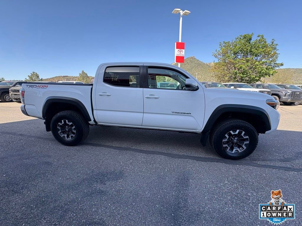 Used 2020 Toyota Tacoma TRD Off-Road AWD/4WD image 10