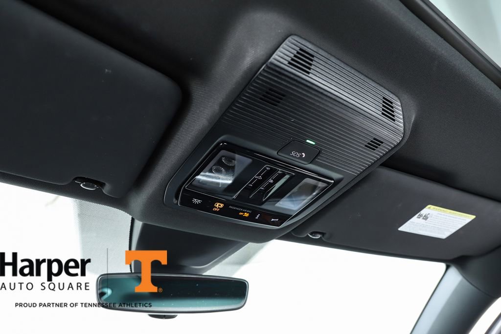 Used 2025 Volkswagen Atlas Cross Sport SEL R-Line image 26