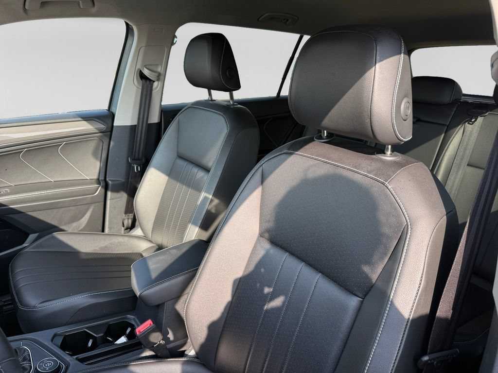 Used 2024 Volkswagen Tiguan Wolfsburg Edition AWD/4WD image 23