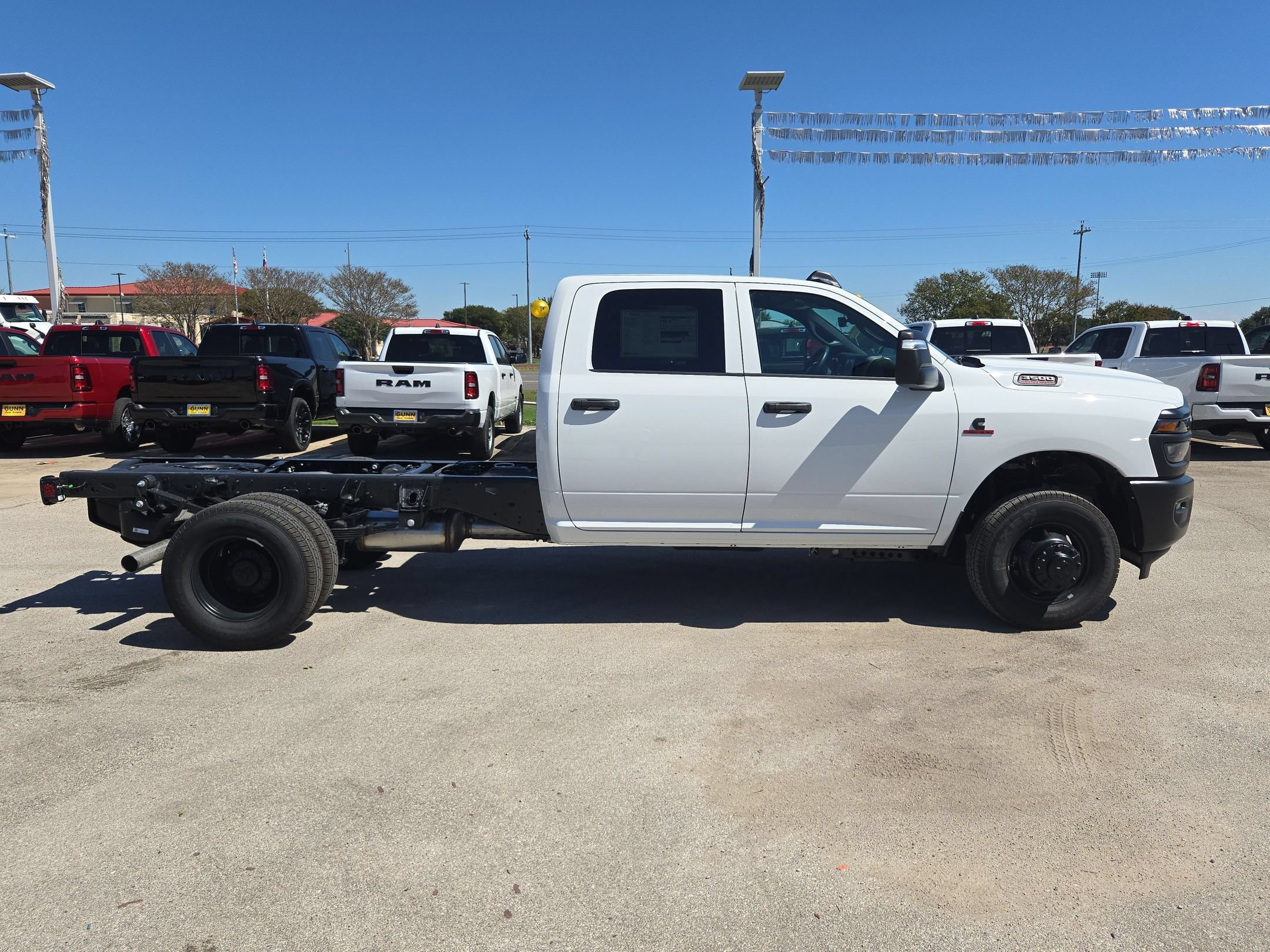 New 2027 RAM 3500 Tradesman AWD/4WD image 2