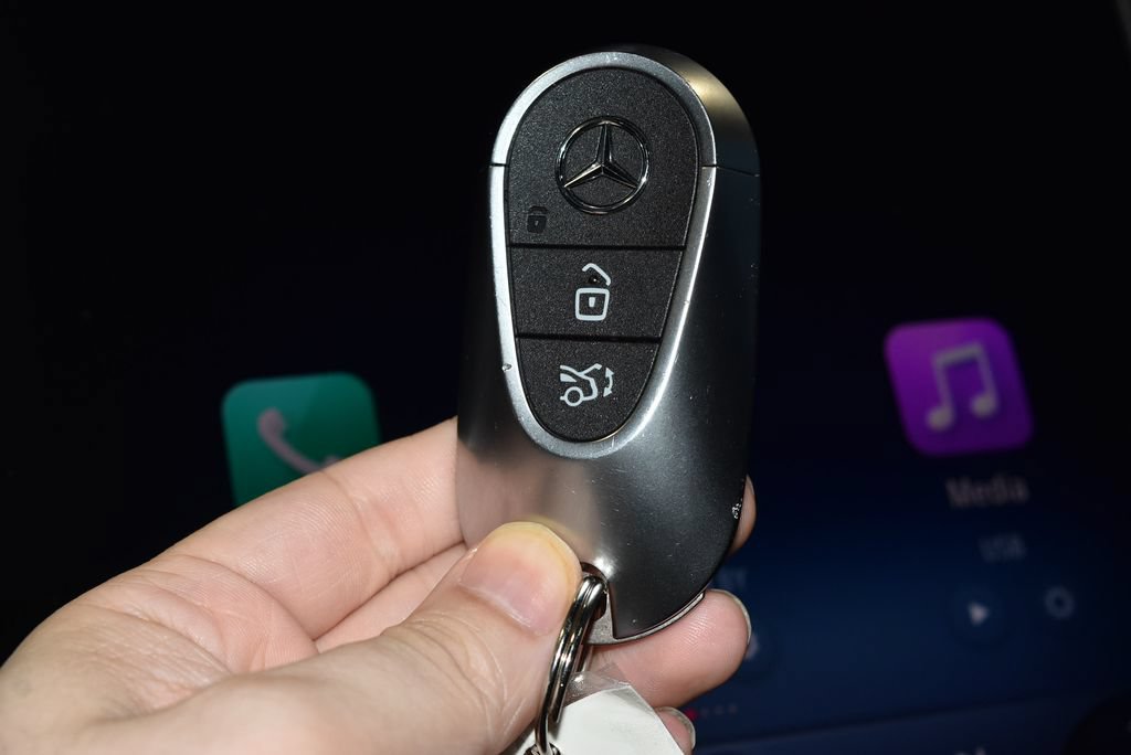 Certified 2026 Mercedes-Benz GLC 300 4MATIC image 14