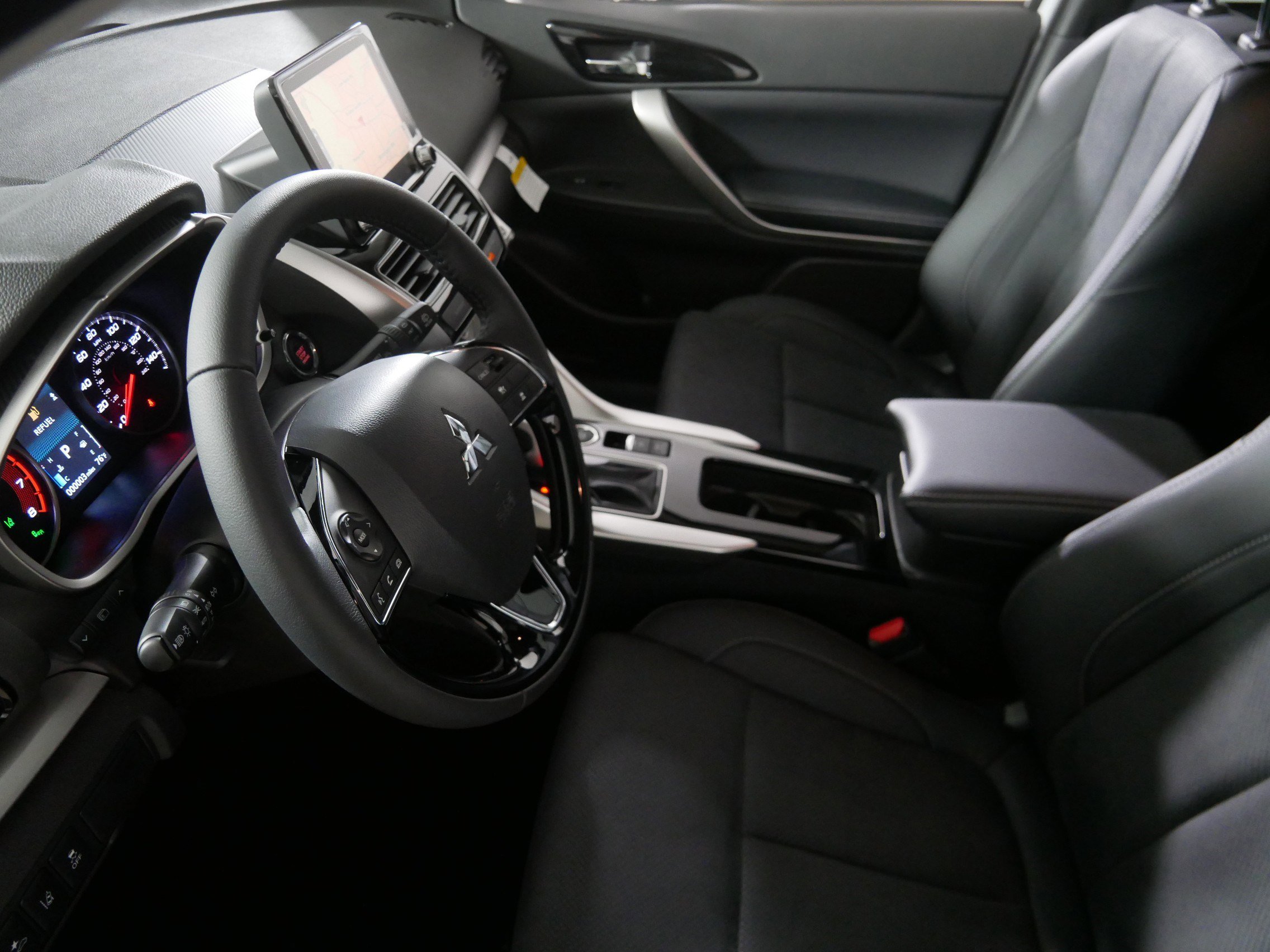 New 2025 Mitsubishi Eclipse Cross SE image 4