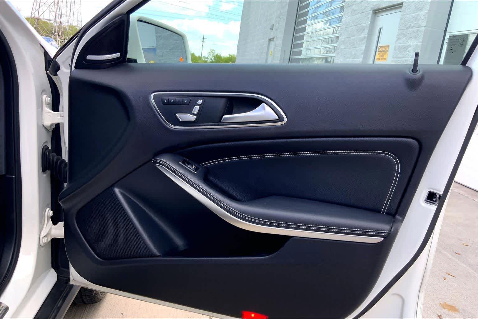Used 2019 Mercedes-Benz GLA 250 4MATIC image 20