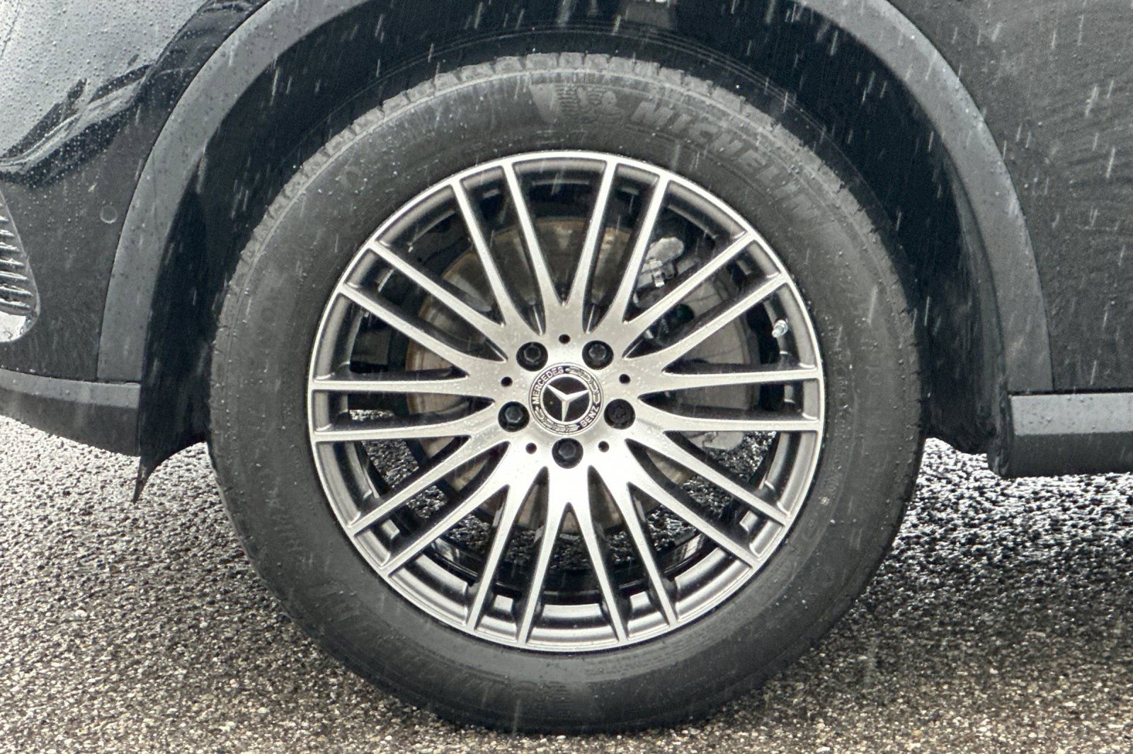 Used 2024 Mercedes-Benz GLC 300 image 26