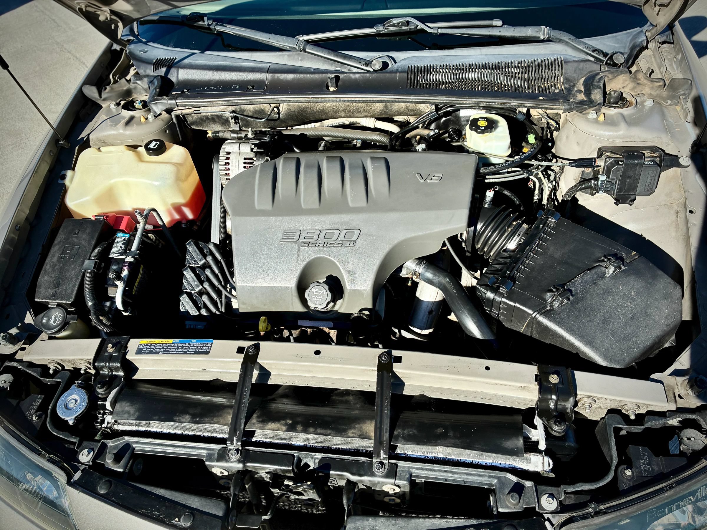 Used 2003 Pontiac Bonneville SLE FWD image 19