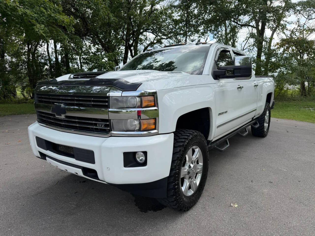 Used 2017 Chevrolet Silverado 2500 LTZ w/ Duramax Plus Package AWD/4WD image 12
