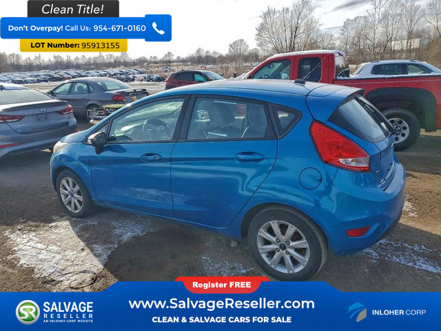 Used 2013 Ford Fiesta SE image 3