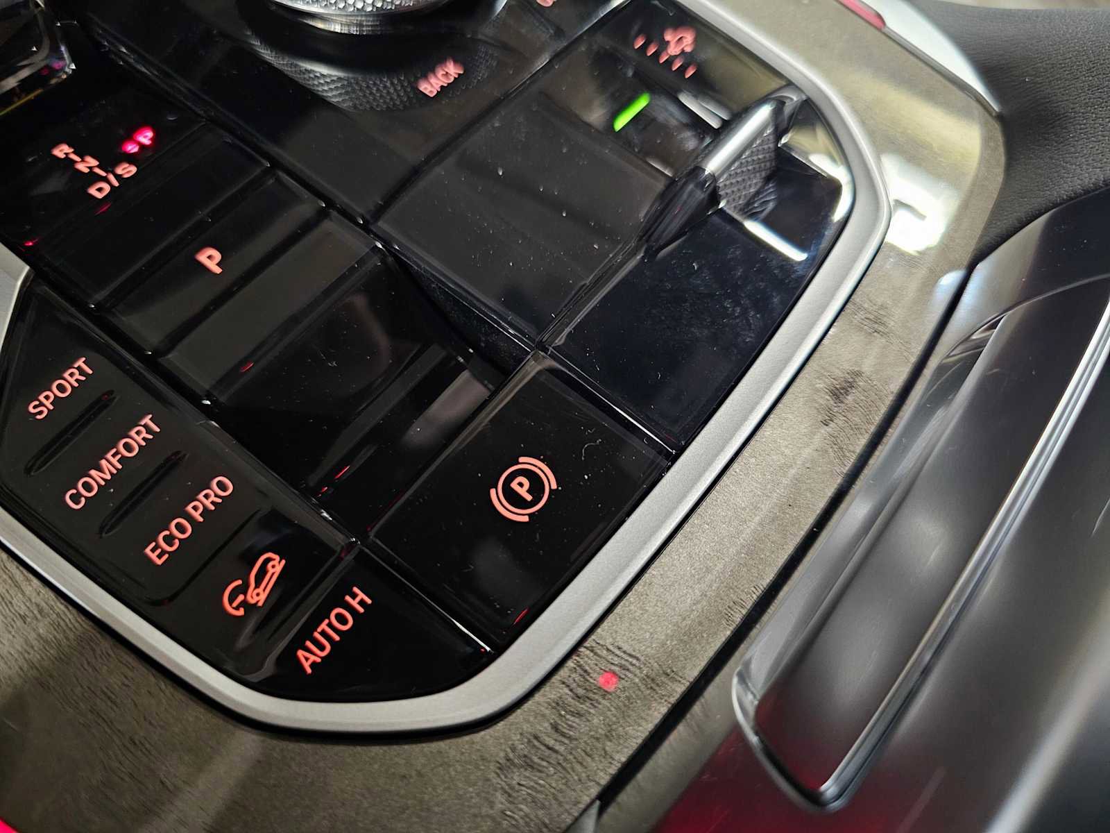 New 2026 BMW X7 M60i image 23