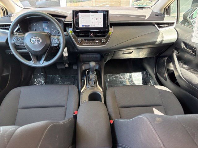 Used 2025 Toyota Corolla LE FWD image 14