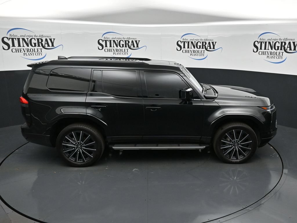 Used 2025 Lexus GX 550 w/ Cold Area Package AWD/4WD image 25