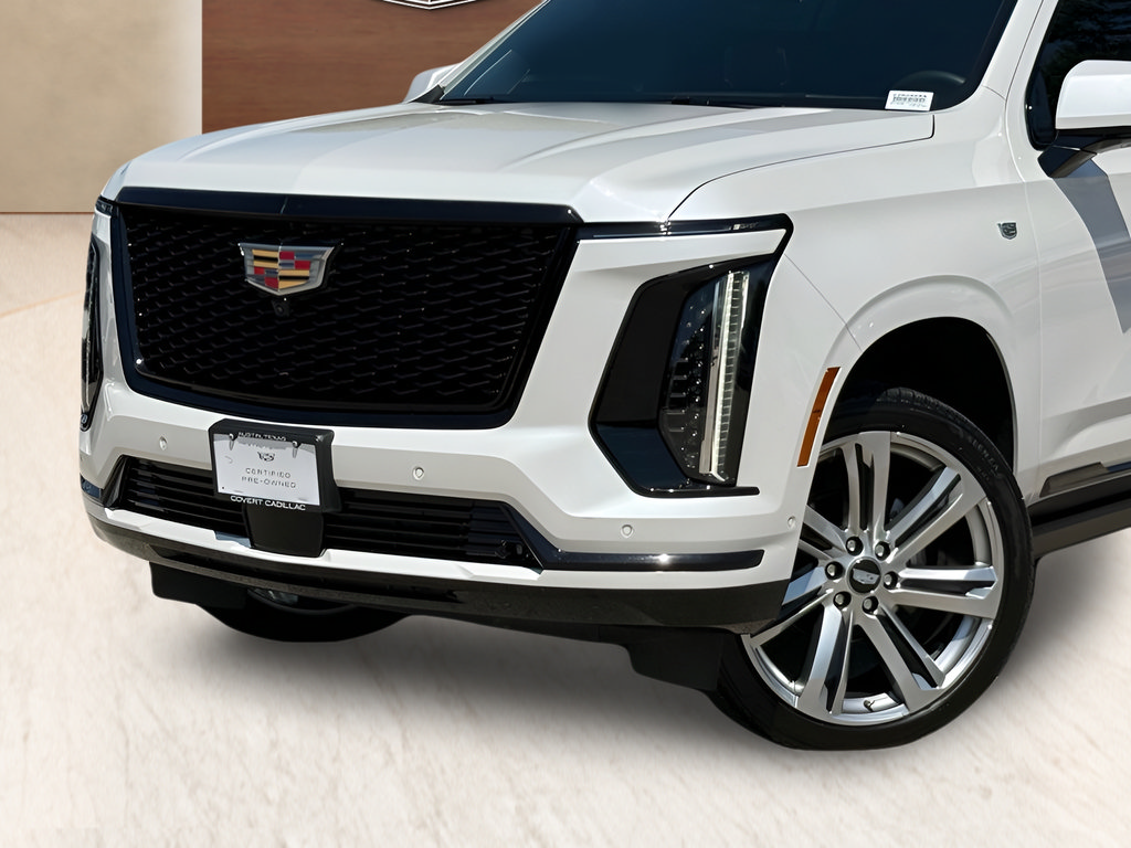 Used 2025 Cadillac Escalade Sport Platinum AWD/4WD image 3