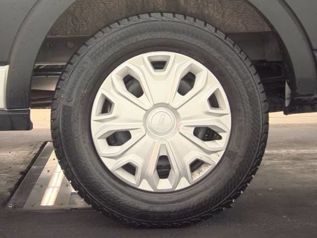 Used 2025 Ford Transit 350 XLT RWD image 22