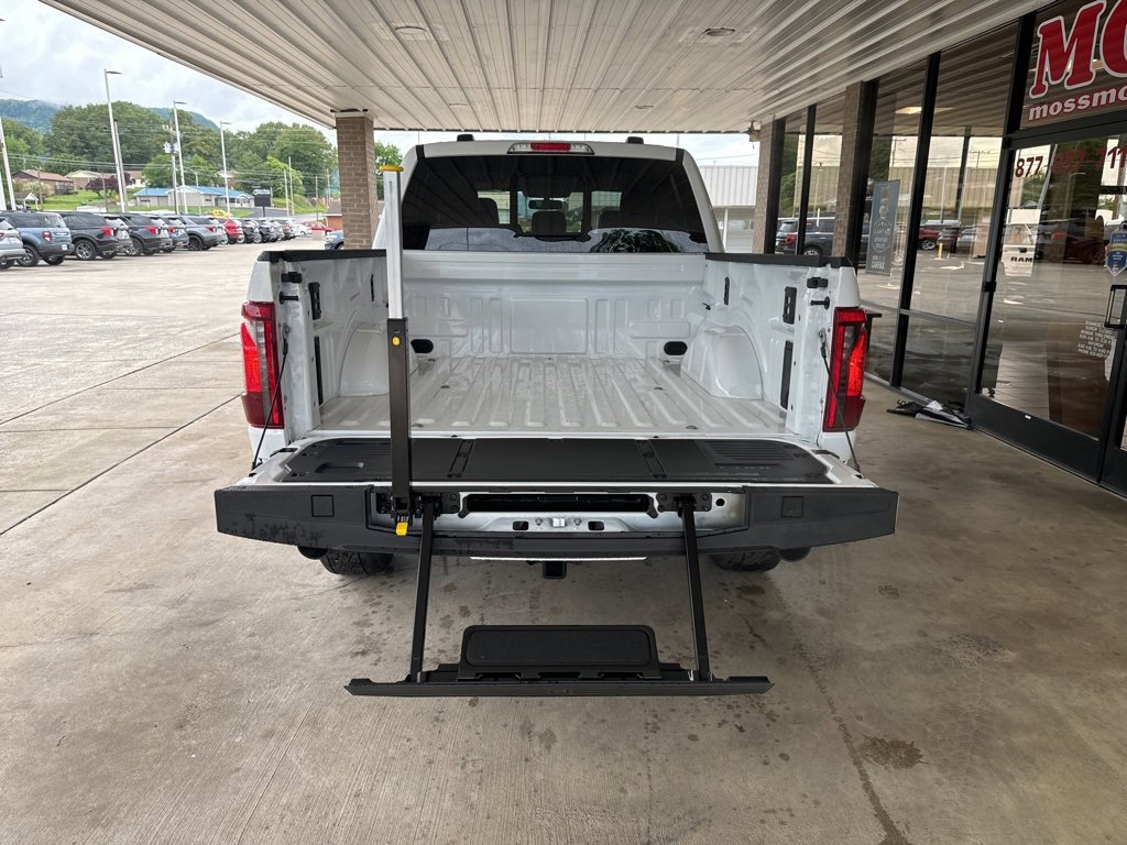 New 2025 Ford F150 XLT w/ Equipment Group 303A High image 23