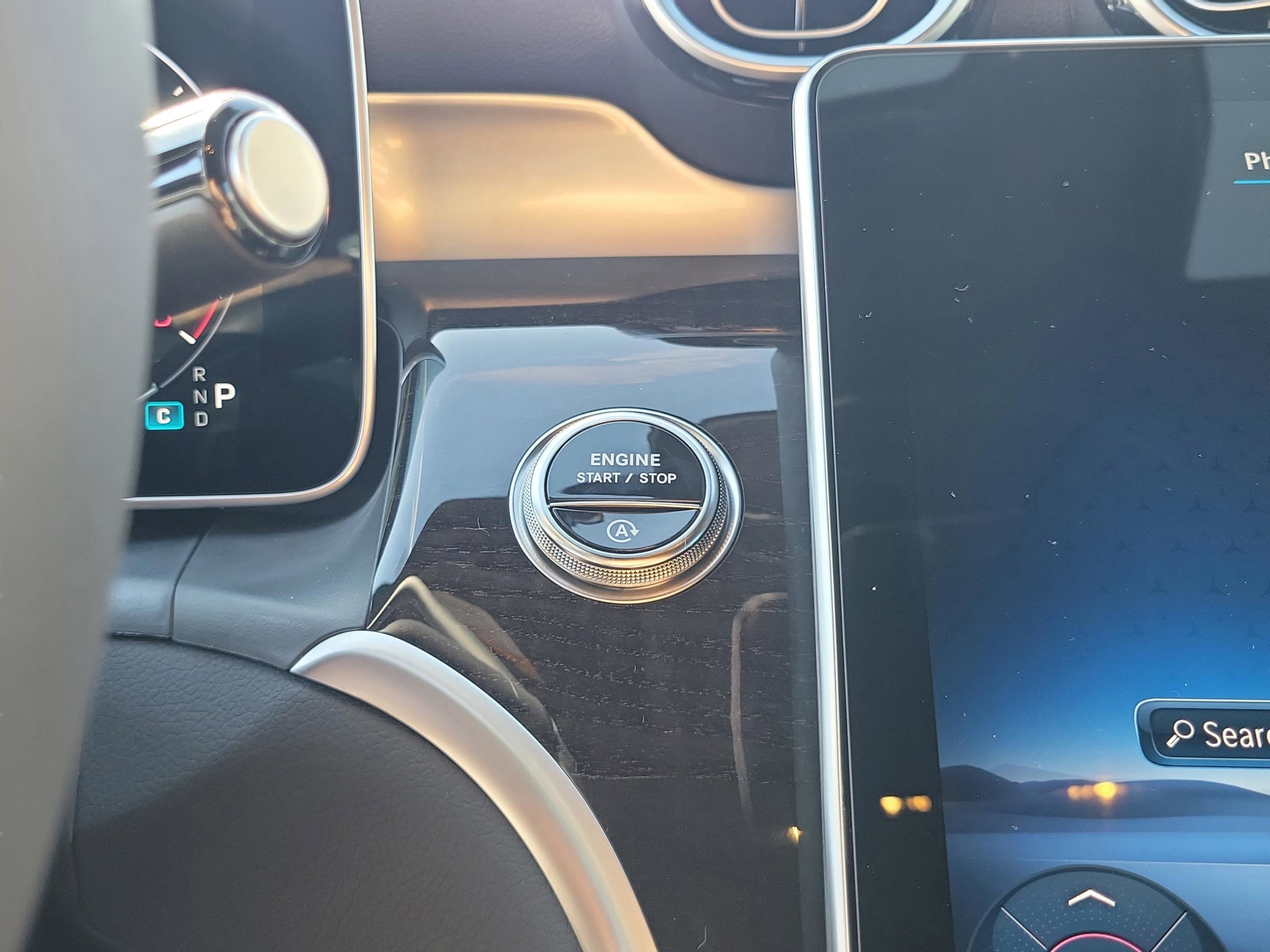 Certified 2026 Mercedes-Benz GLC 300 image 24