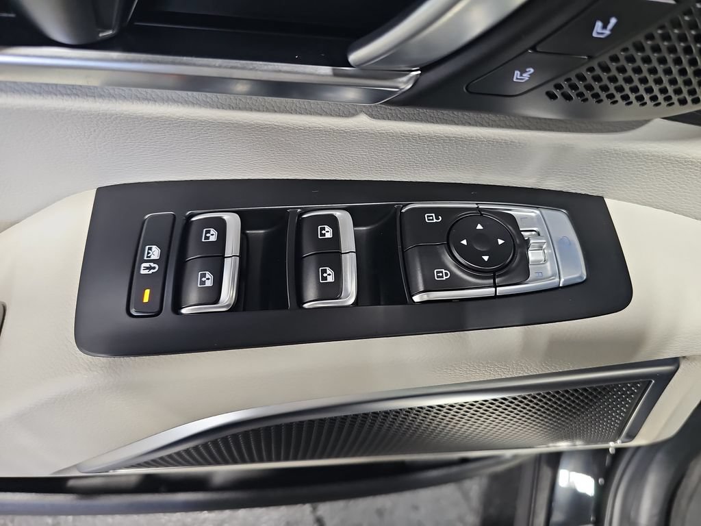 Used 2024 Kia Telluride SX Prestige w/ Towing Package AWD/4WD image 29