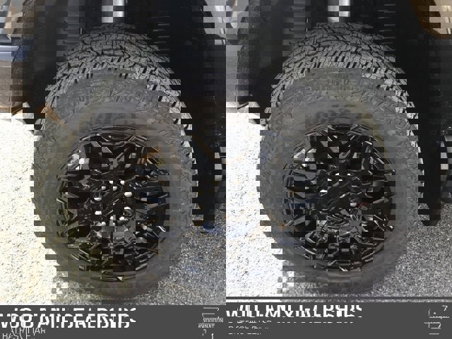 New 2025 GMC Hummer EV 3X w/ LPO, Dark Essentials Package image 13