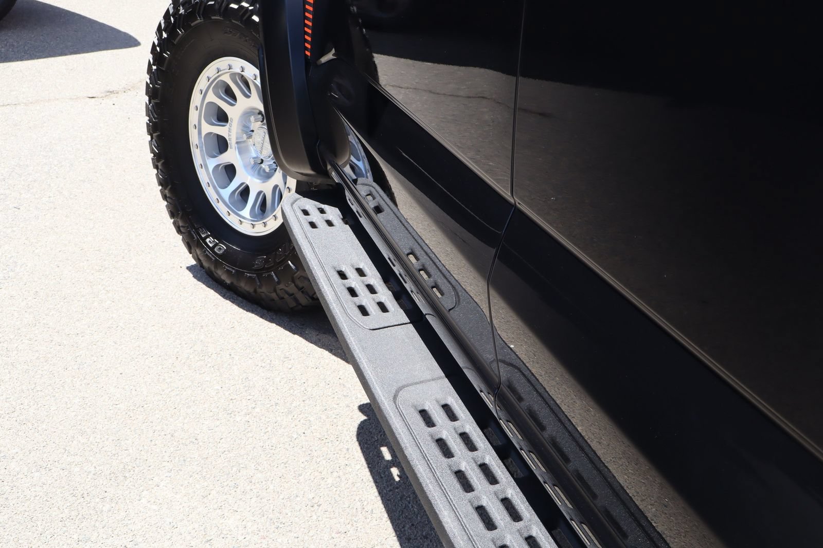 Used 2024 Ford F150 Raptor w/ Equipment Group 803A Raptor R AWD/4WD image 18