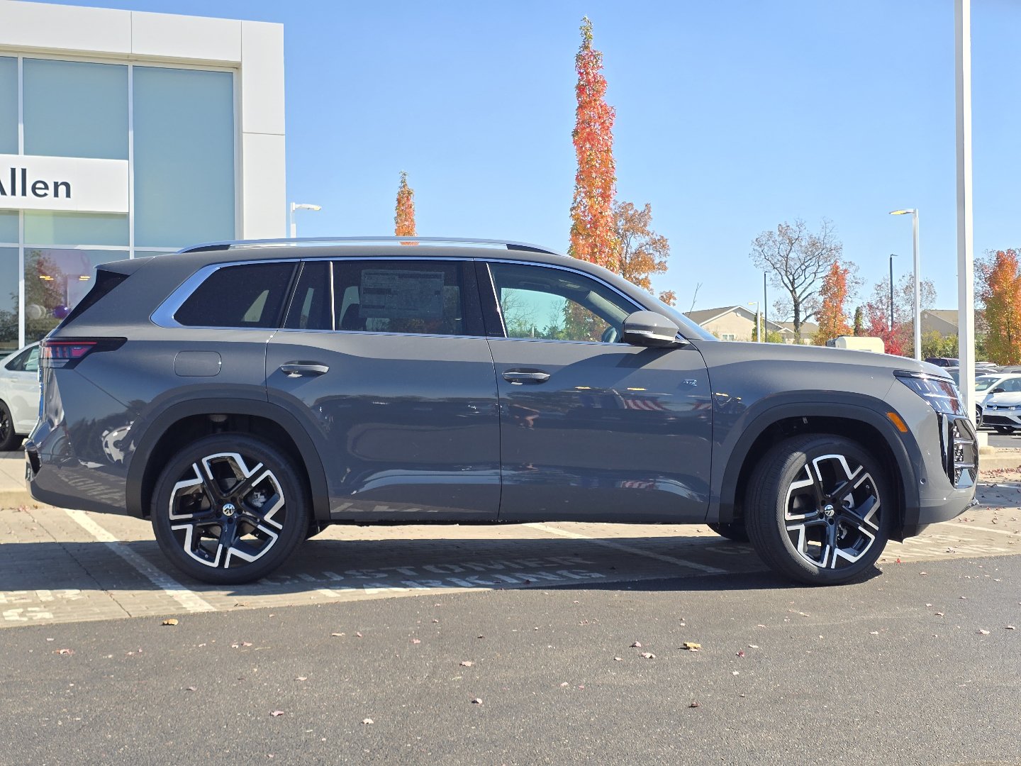 New 2027 Volkswagen Atlas SEL Premium R-Line AWD/4WD image 14