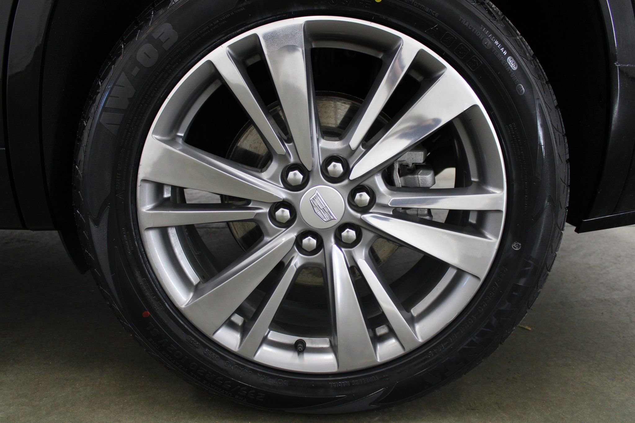 Used 2023 Cadillac XT6 Premium Luxury image 9