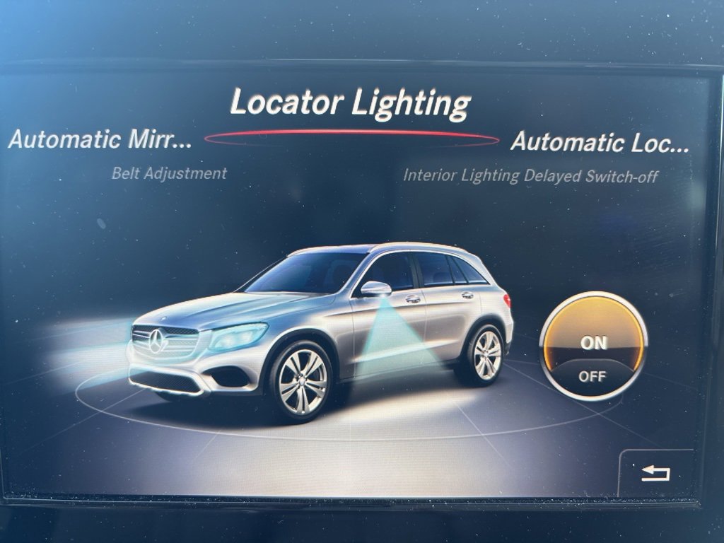 Used 2019 Mercedes-Benz GLC 300 4MATIC image 40
