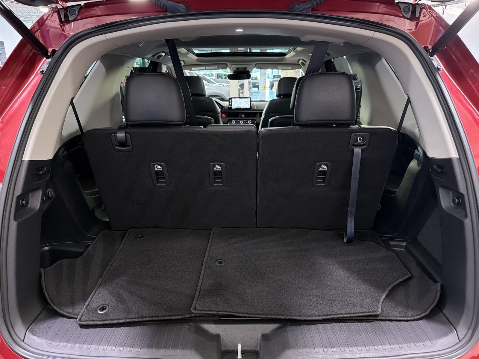 Used 2023 Honda Pilot Touring image 32
