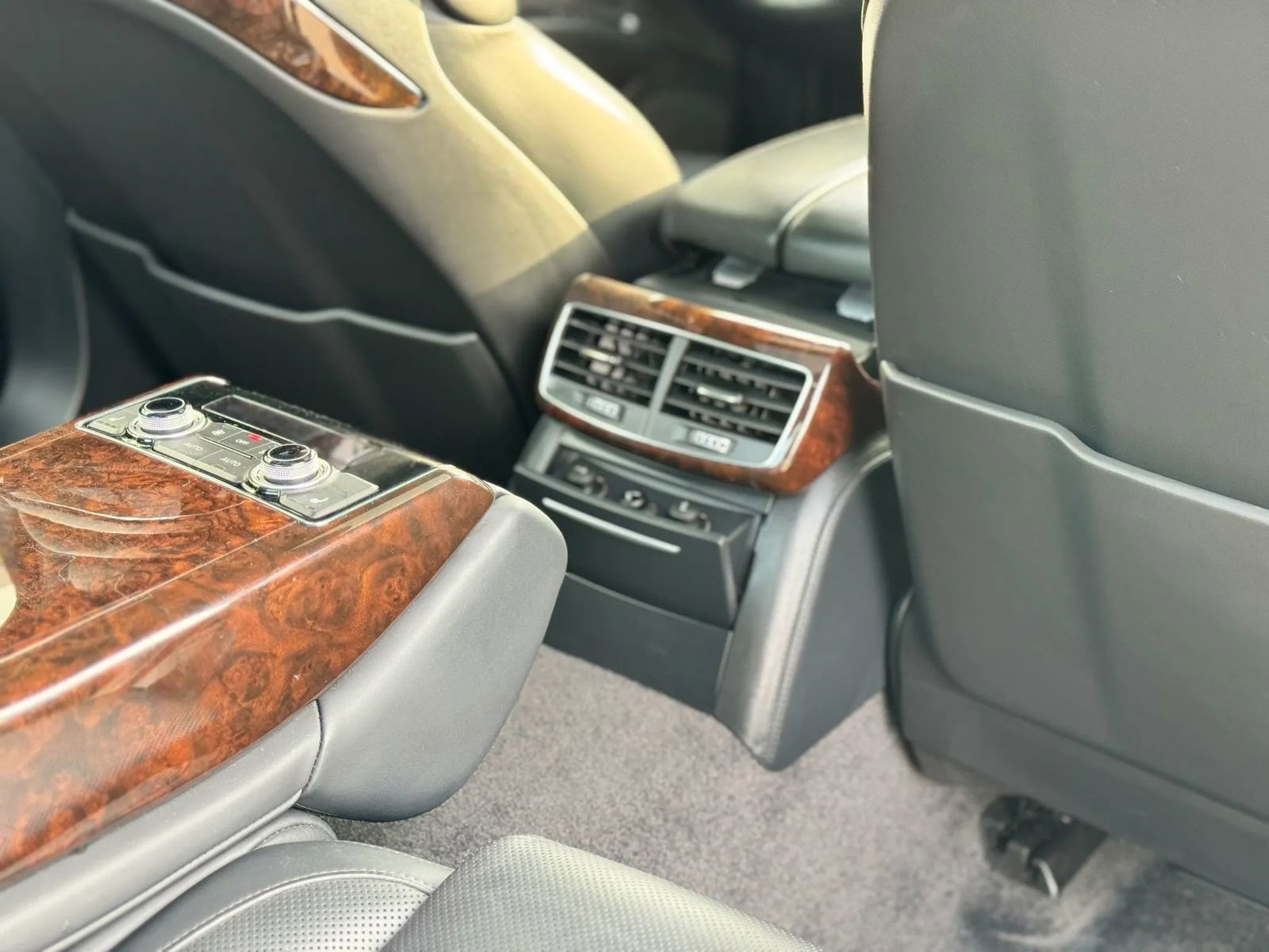 Used 2016 Audi A8 L 3.0T w/ Executive Package image 21