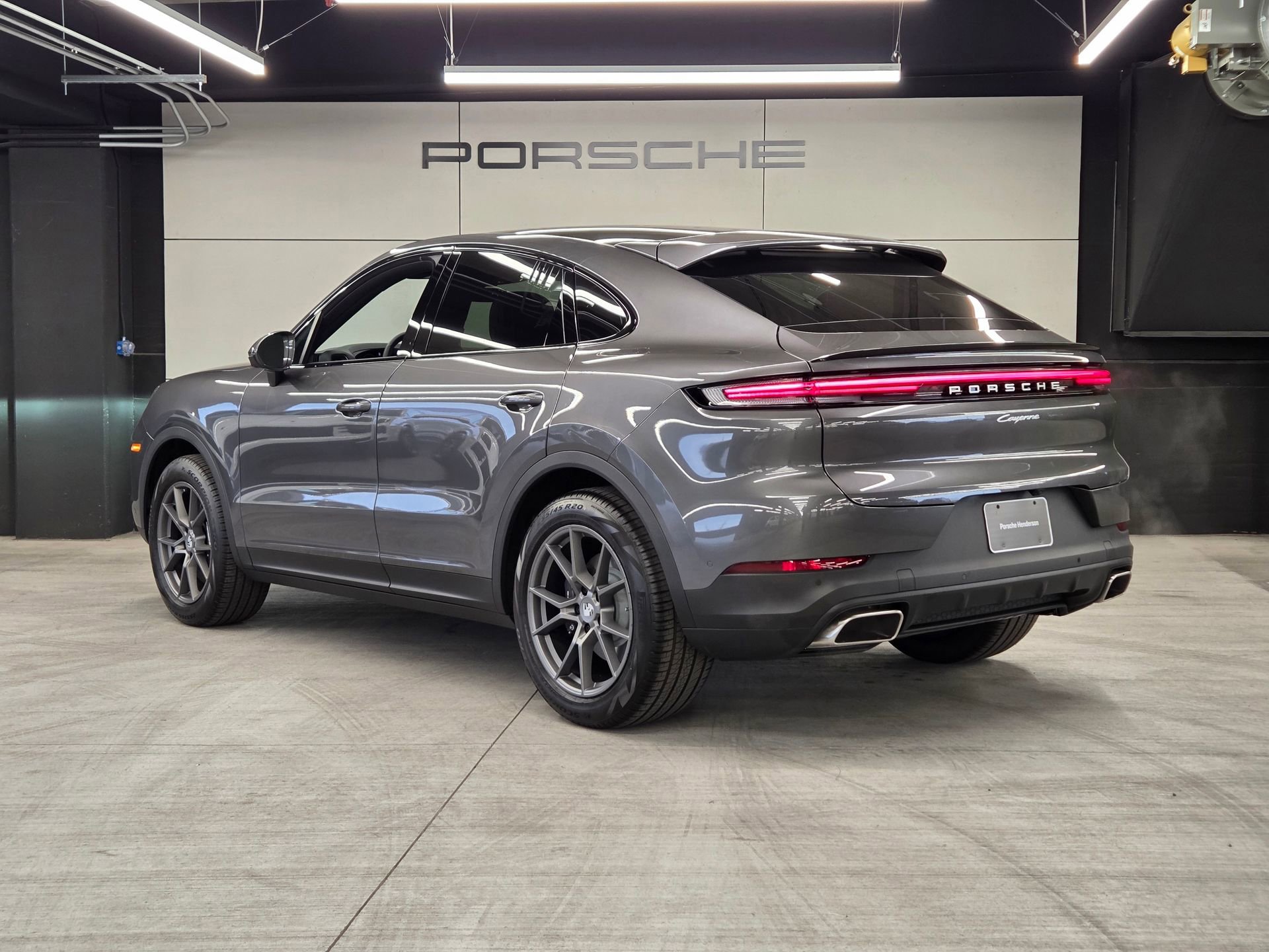 New 2026 Porsche Cayenne Base image 3